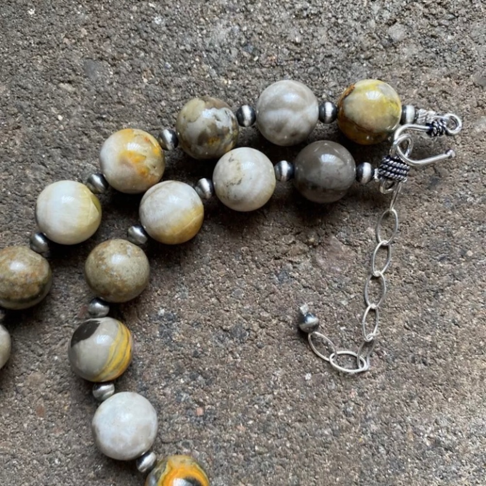 S.Silver Round Bumblebee Jasper Pearlsbeadnecklace - image 8